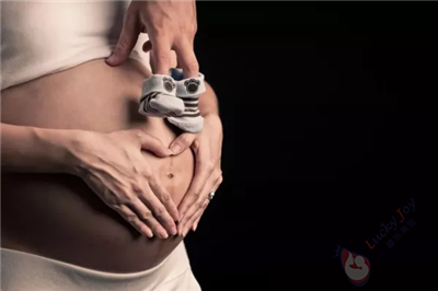 陪伴护送美国生子孕妈到诊所产检，时刻关注胎宝宝健康！