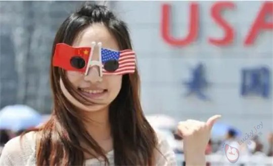 在美国生下的孩子，究竟会拥有哪国的国籍呢？